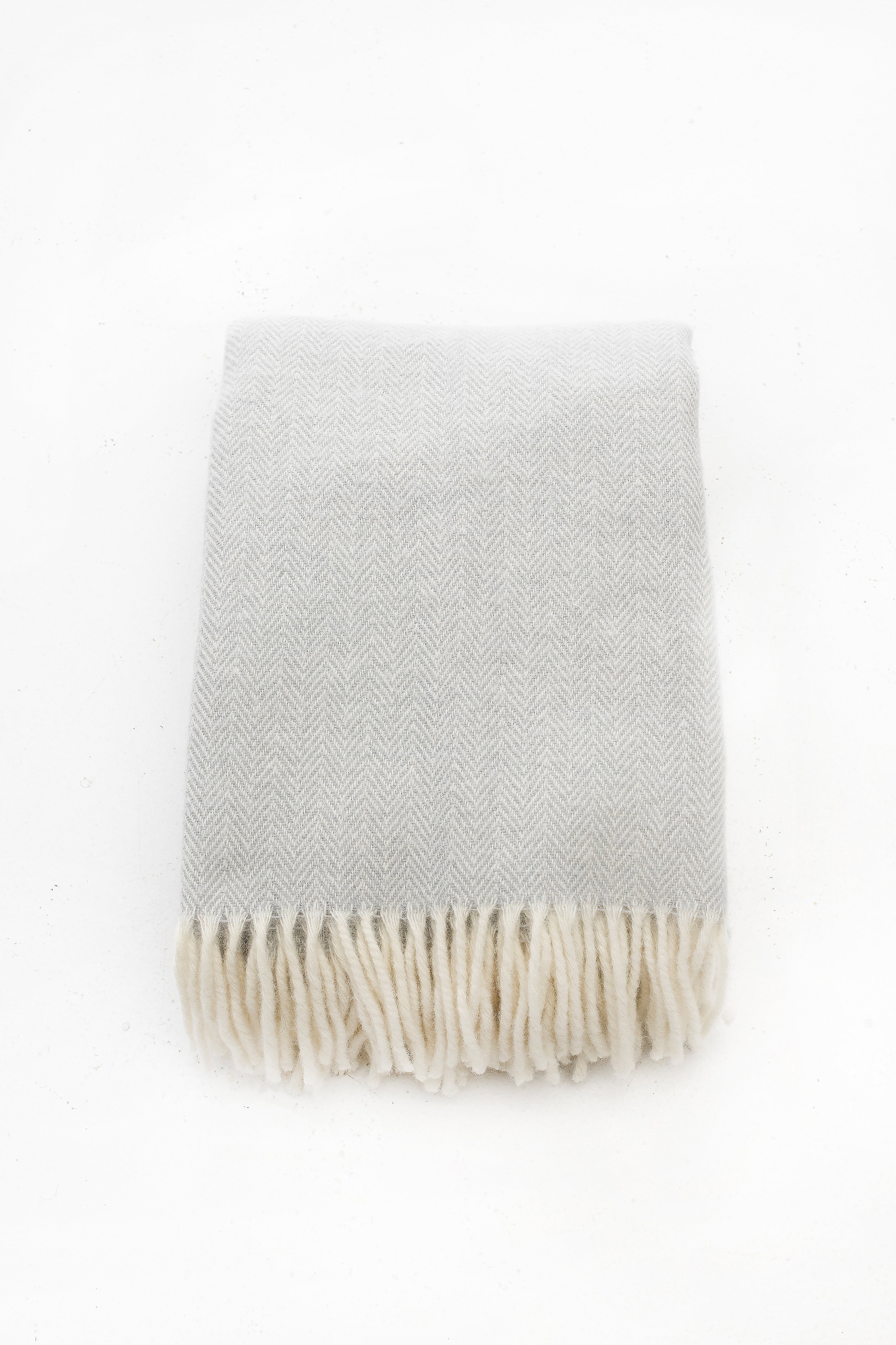 Palliser Ridge - Lambswool Throw Herringbone - Dove Grey